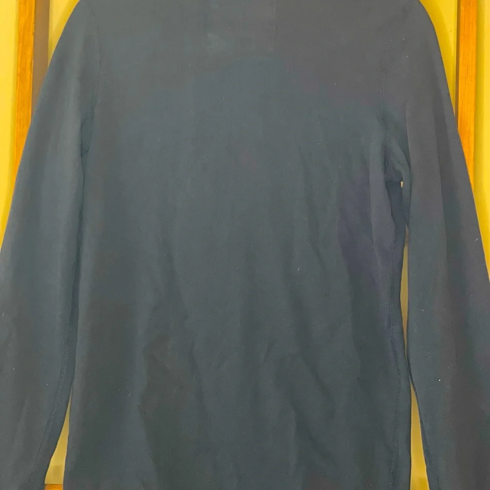 Hollister Men’s Long Sleeve T-shirt - Picture 2 of 3